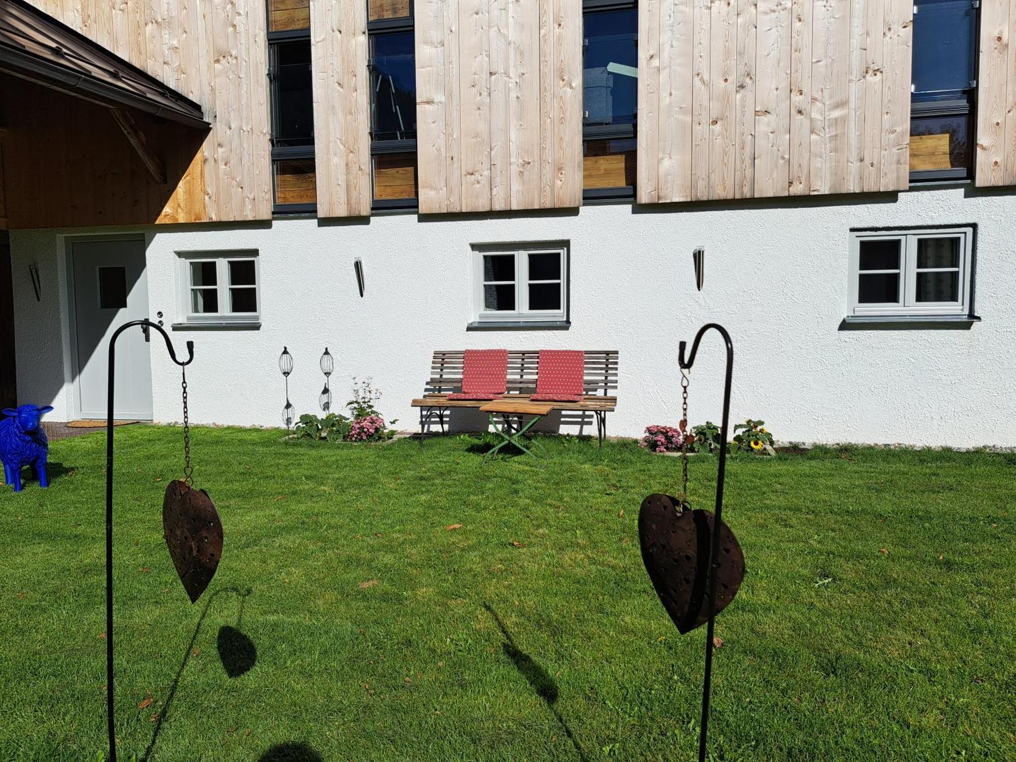 Neu! Ferienwohnungen Im Lueftlmalereck, Hennalahaus Oberammergau Exteriér fotografie