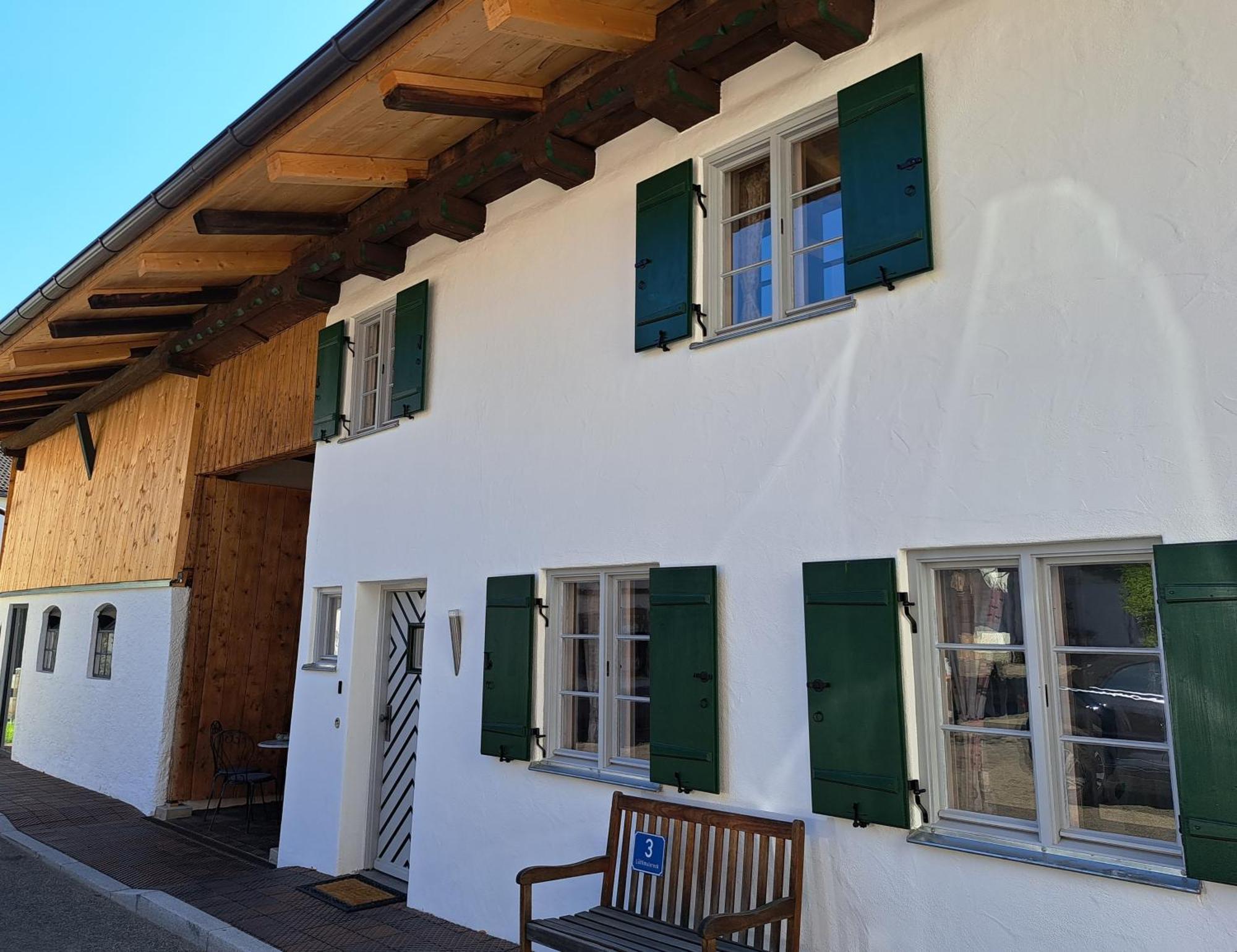 Neu! Ferienwohnungen Im Lueftlmalereck, Hennalahaus Oberammergau Exteriér fotografie