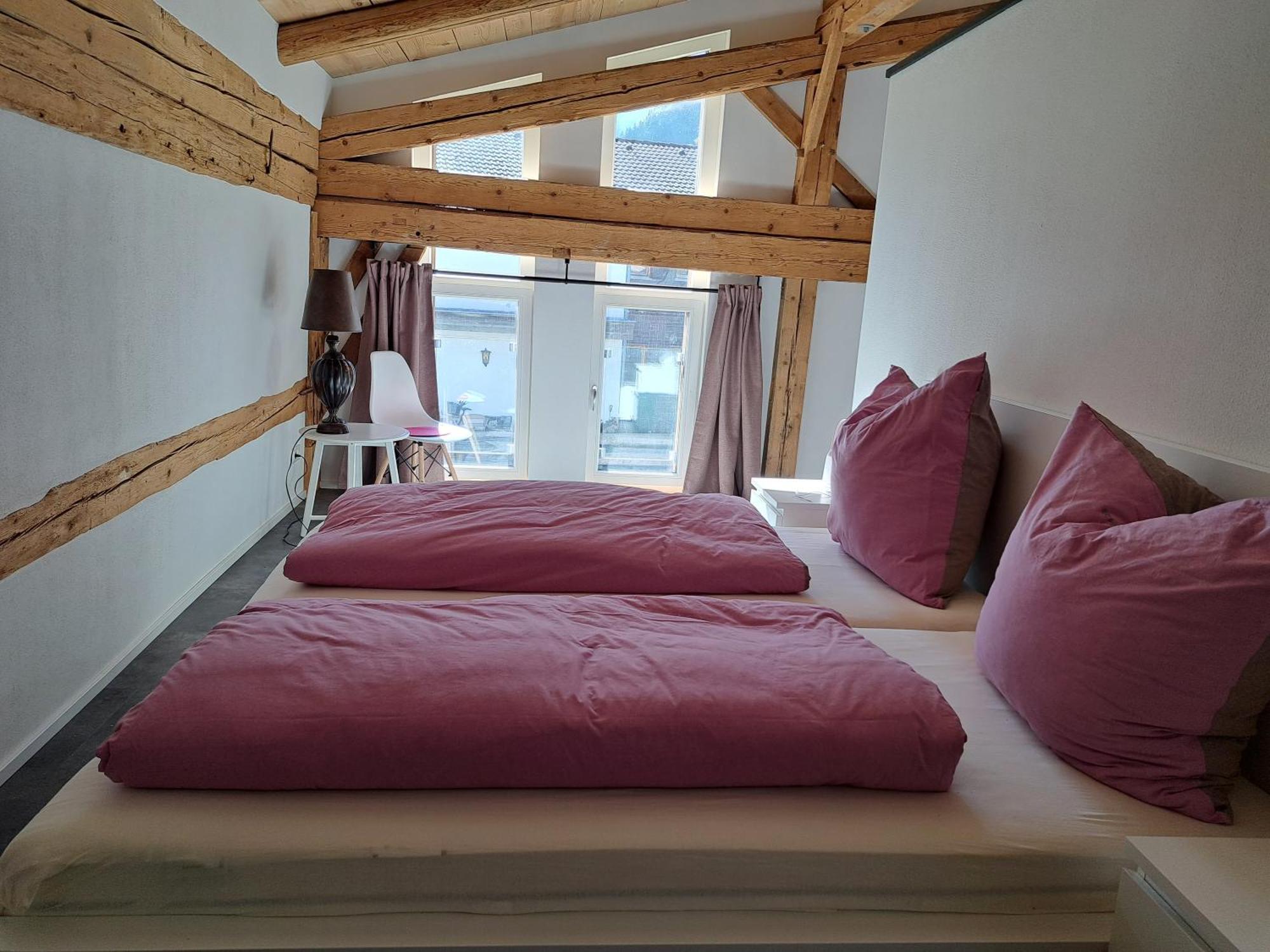 Neu! Ferienwohnungen Im Lueftlmalereck, Hennalahaus Oberammergau Exteriér fotografie